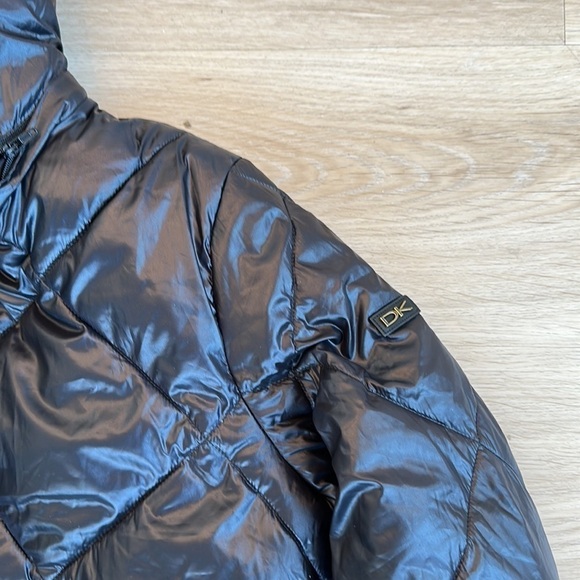 Donna Karan Newyork Shine Faux Fur Trim Hooded Puffer Coat small WOMANS - Picture 4 of 6